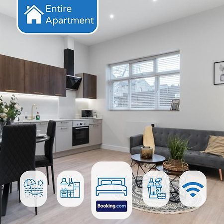 Luxury Apartments Сътън он Сий Екстериор снимка