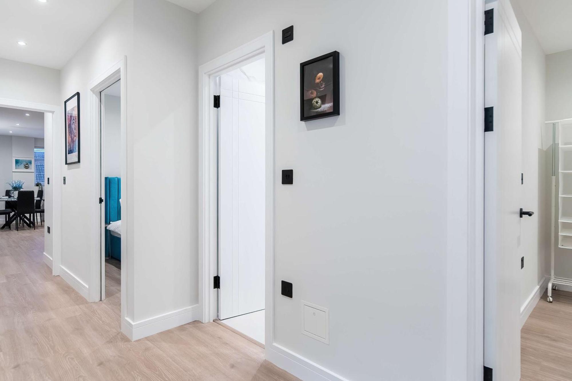 Luxury Apartments Сътън он Сий Екстериор снимка