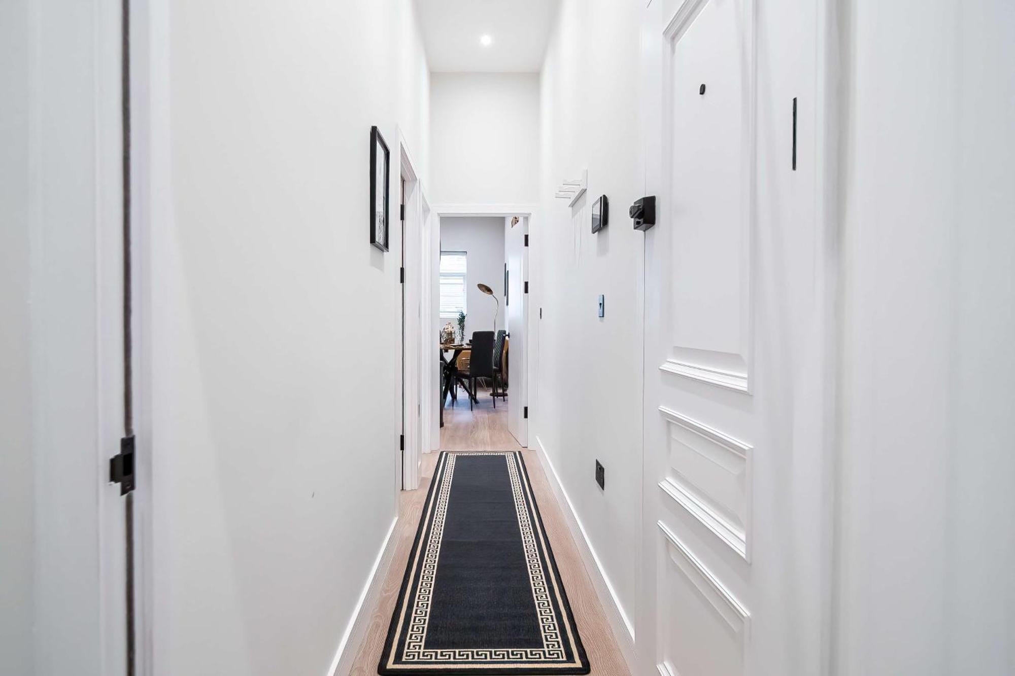Luxury Apartments Сътън он Сий Екстериор снимка