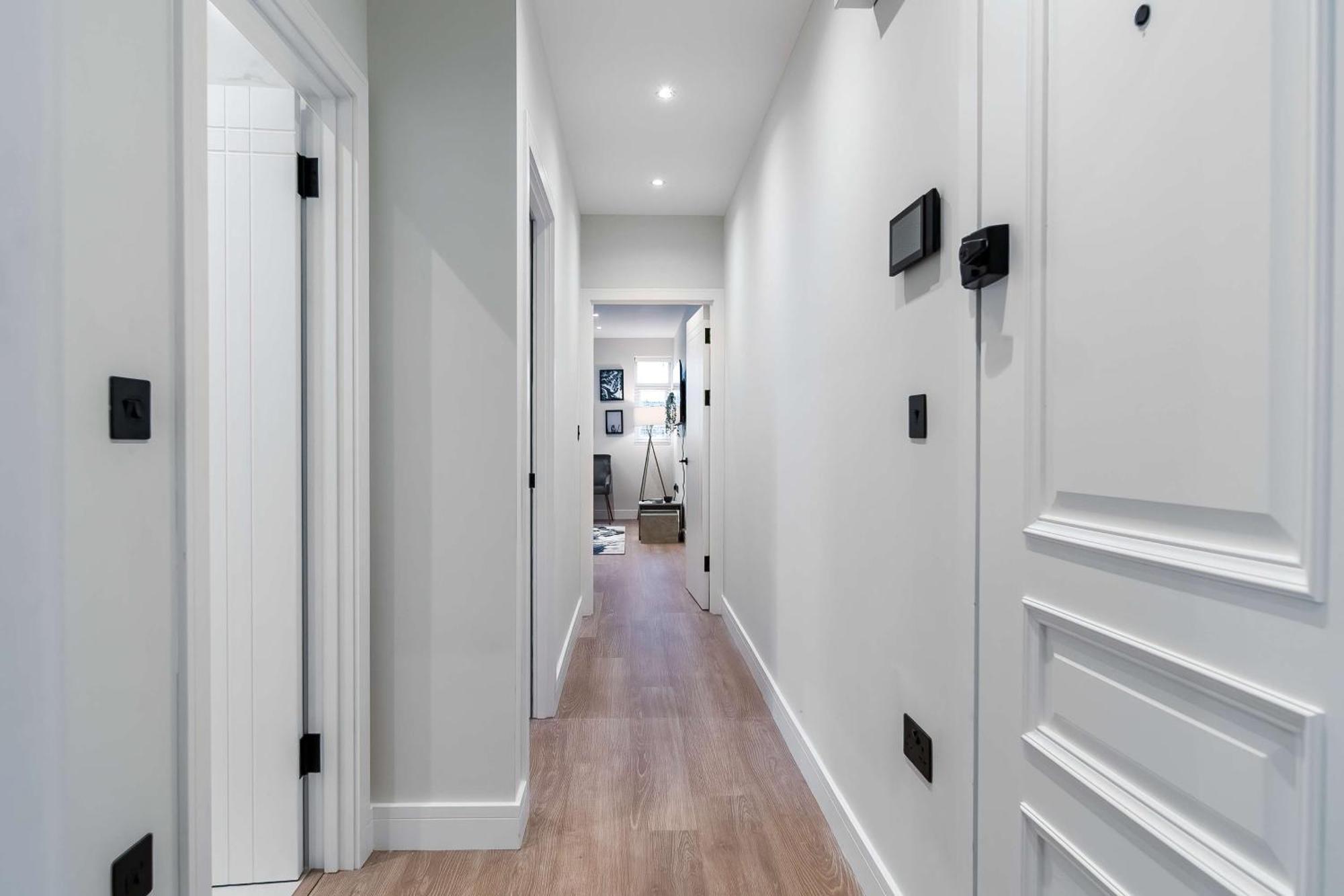 Luxury Apartments Сътън он Сий Екстериор снимка
