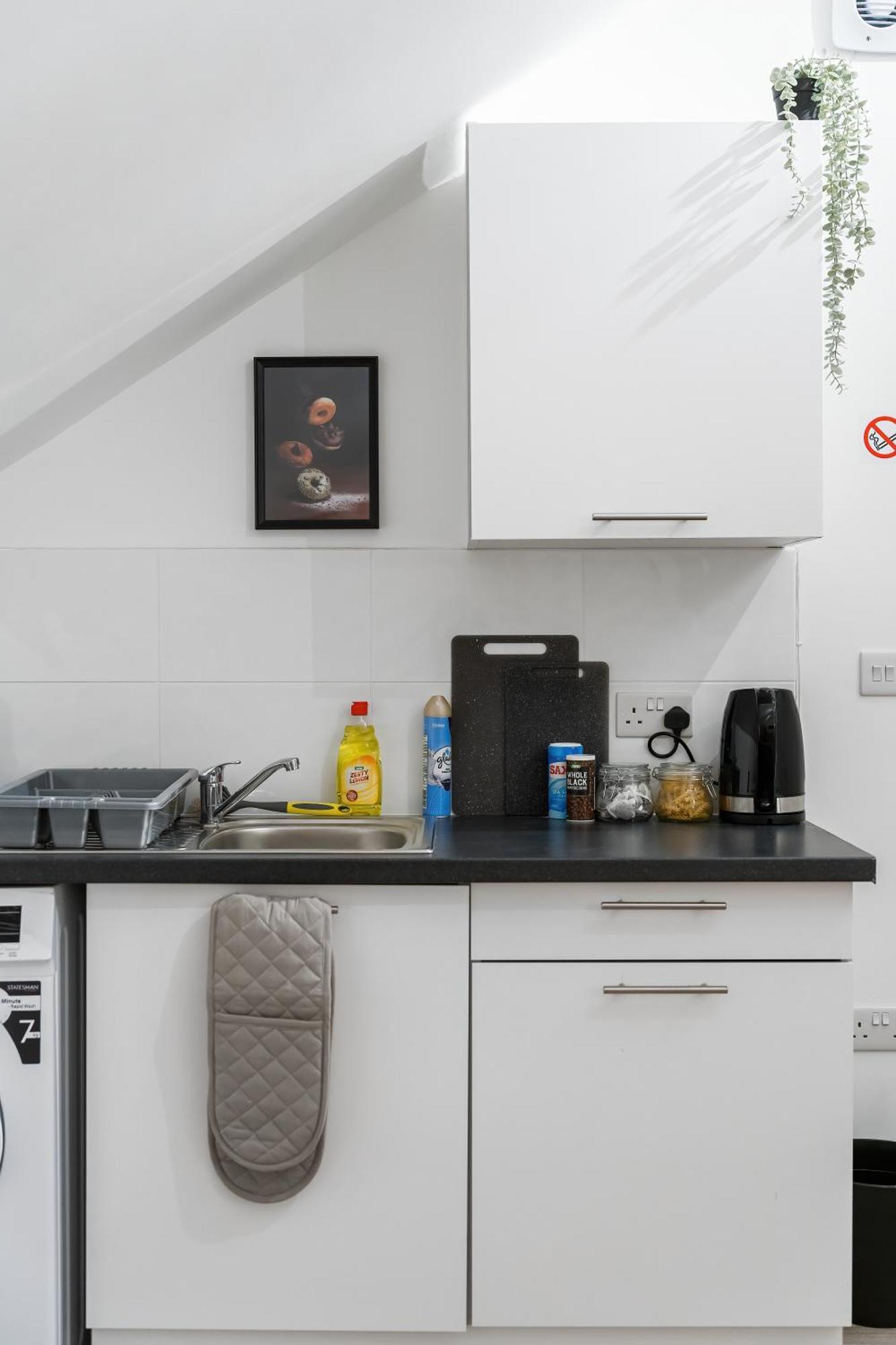 Luxury Apartments Сътън он Сий Екстериор снимка