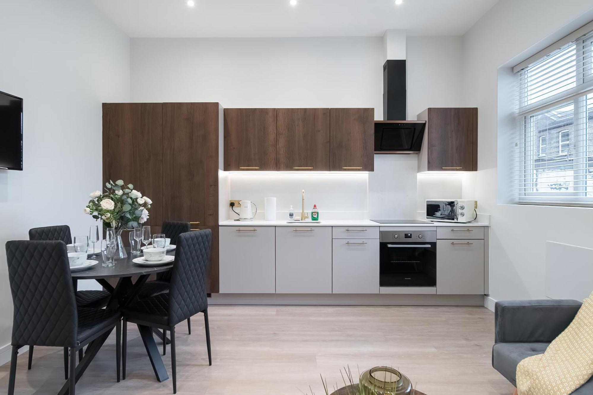 Luxury Apartments Сътън он Сий Екстериор снимка